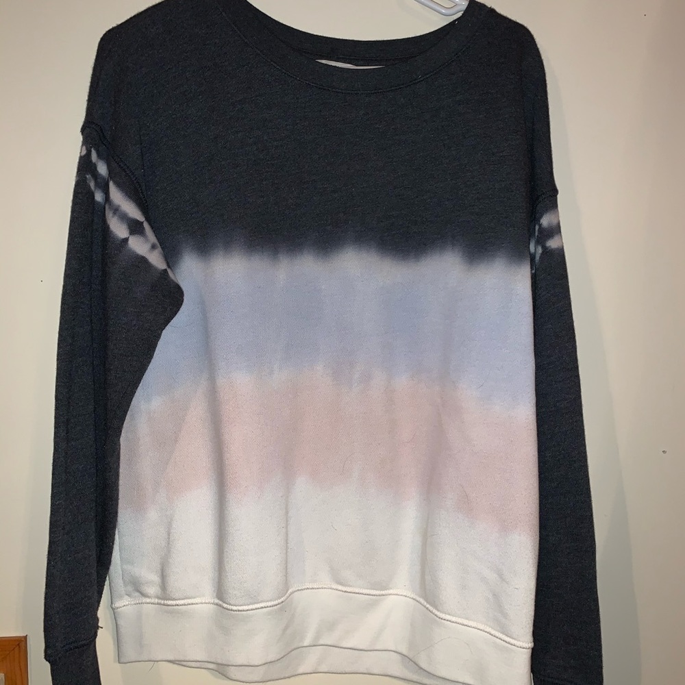 Long sleeve crew neck